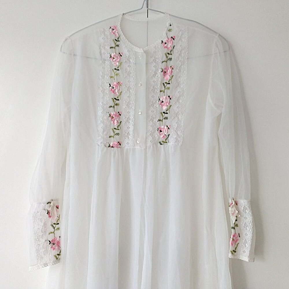 Vintage Peignoir Robe Sheer Nylon Suzy Star Size 9 White Pink